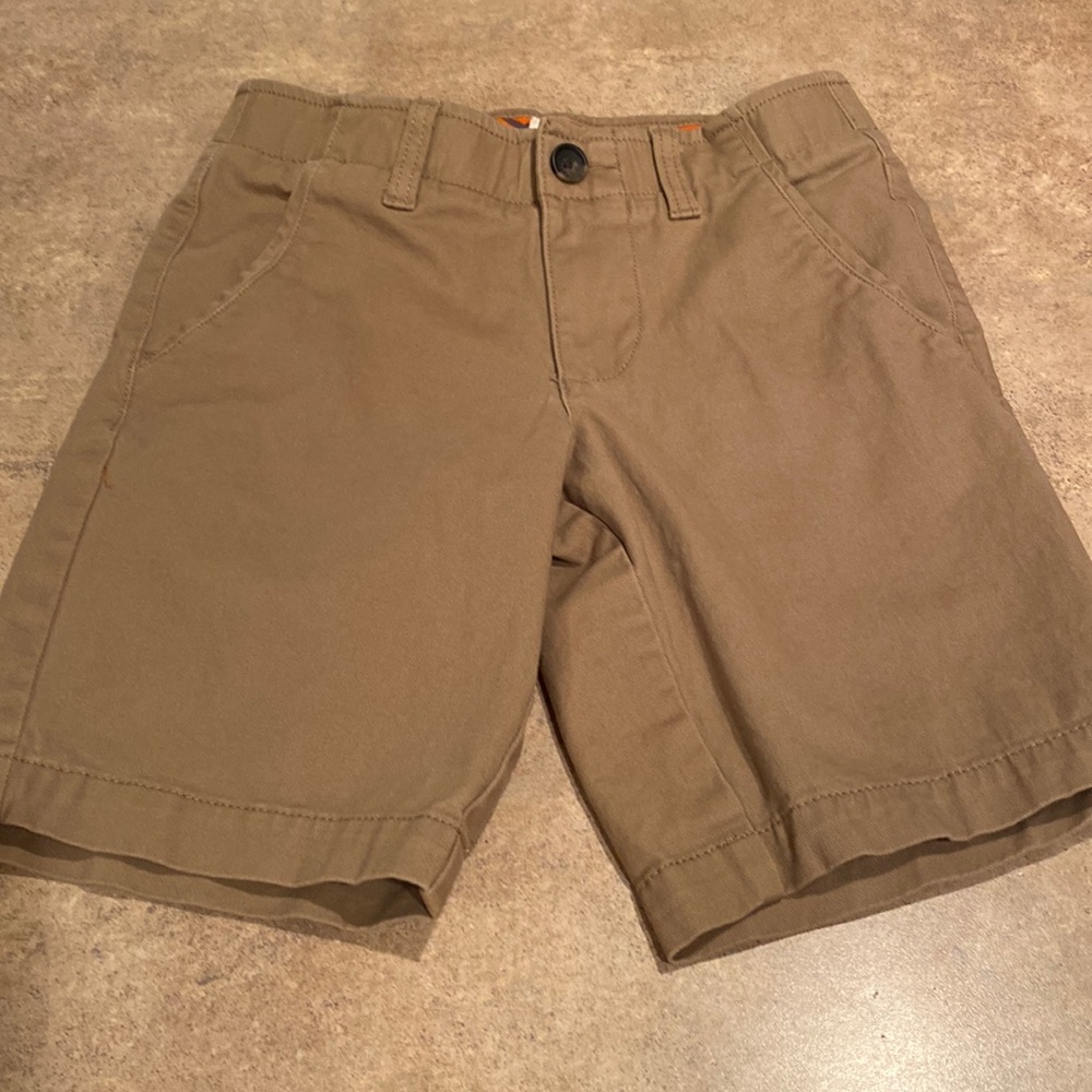 Boys Urban Pipeline shorts size 10